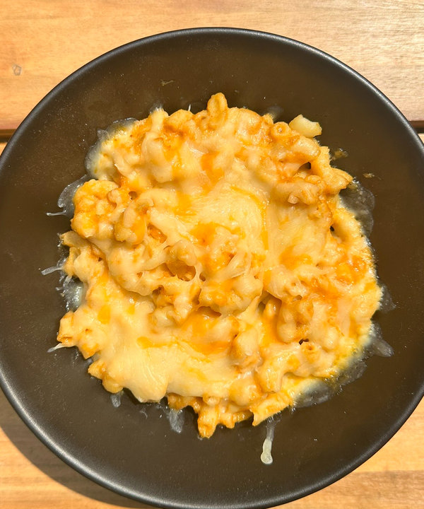 Creamy baked mac and cheese